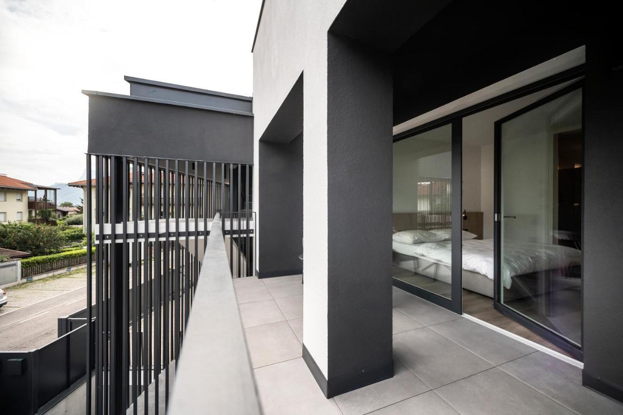 Sambucus Apartments -Premium Apartments For You And Your Dog Lana Exteriör bild
